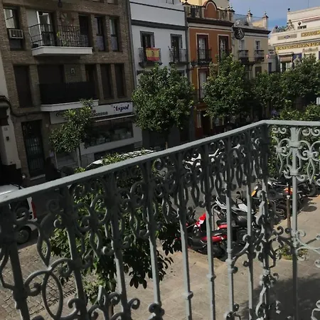 San Jorge Triana Apartman